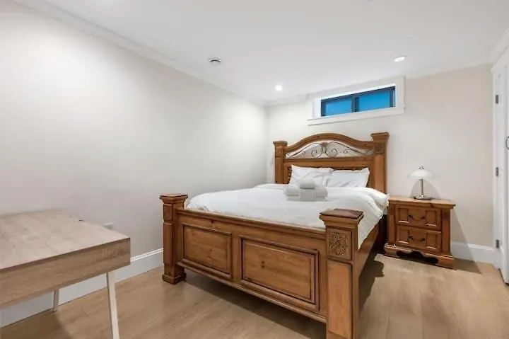 Apartmán 温哥华中心舒适宁静的独立2房1卫休闲体验 2235 Vancouver